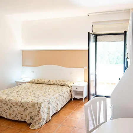 Hotel Giardino Degli Ulivi Masseria 4*