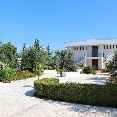 Hotel Giardino Degli Ulivi Masseria Margherita Di Savoia